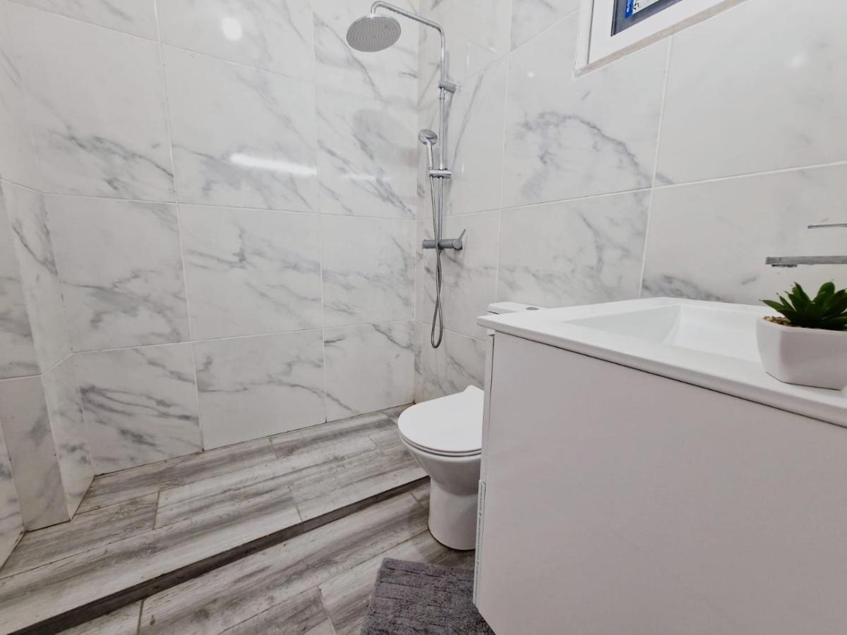 Brand New Apartment In Σάγκρες Εξωτερικό φωτογραφία
