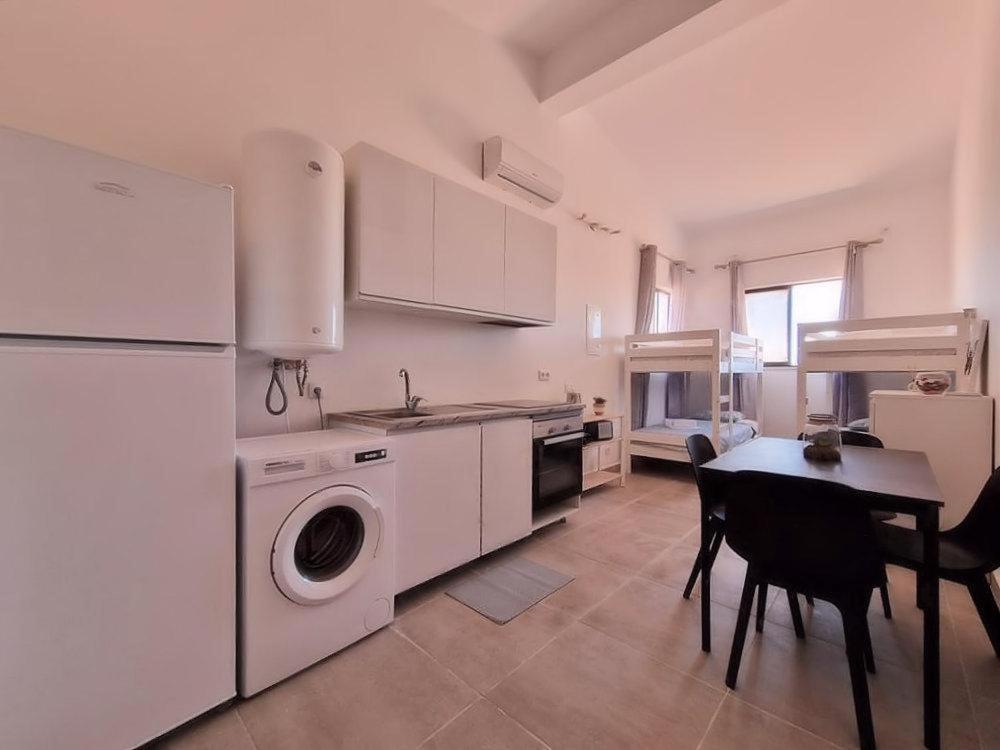 Brand New Apartment In Σάγκρες Εξωτερικό φωτογραφία